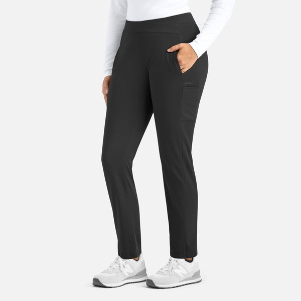 Women's 6 Pocket Focus Mid Rise Tapered Scrub Pant