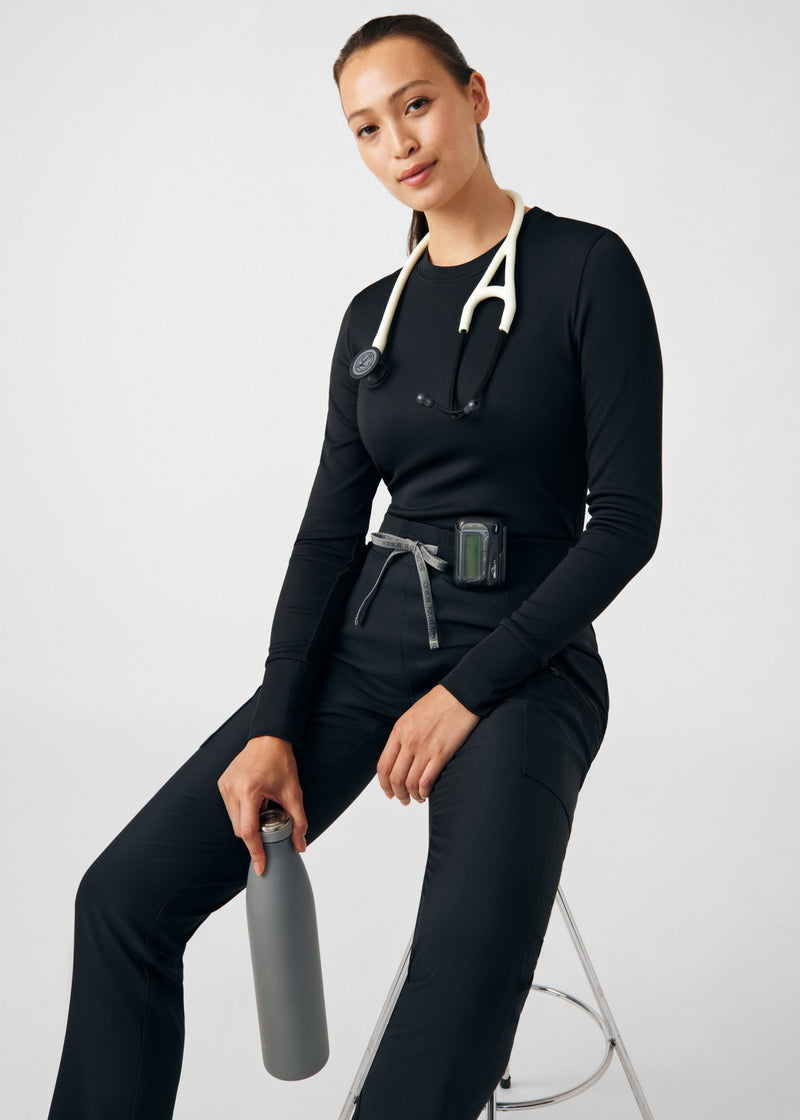 BLACK - Image 2