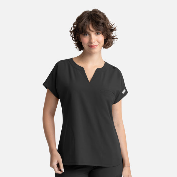 Women's 4 Pocket Momentum Tuckable Dolman Scrub Top