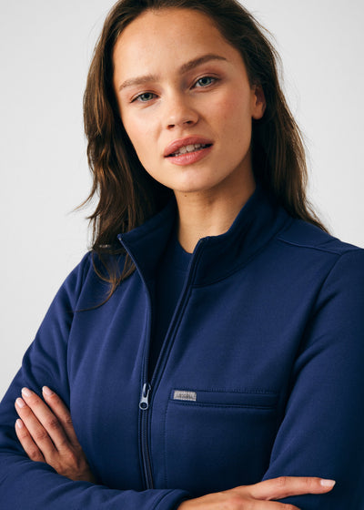 Women's 5 Pocket Scrub Jacket