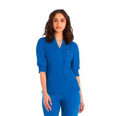 Women's 3 Pocket Forward Scrub Top